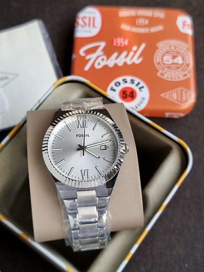 Fossil Women's Scarlette Quartz Stainless Steel Three-Hand Watch, Color: Silver (Model: ES5300) Hover Image