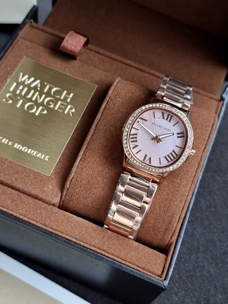 Women Mother of Pearl Dial Bracelet Style Straps Analogue Watch MK4823