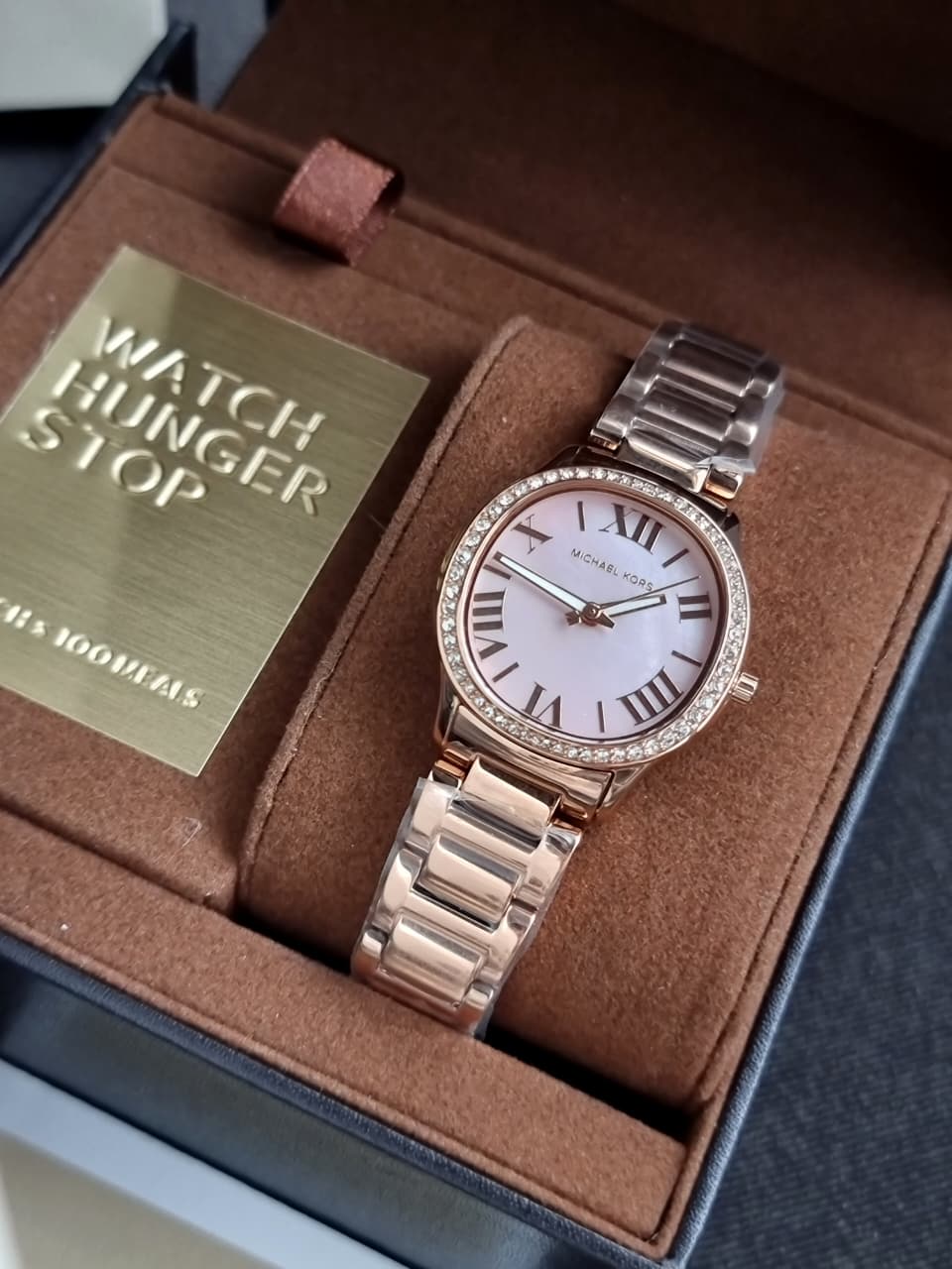 Women Mother of Pearl Dial Bracelet Style Straps Analogue Watch MK4823