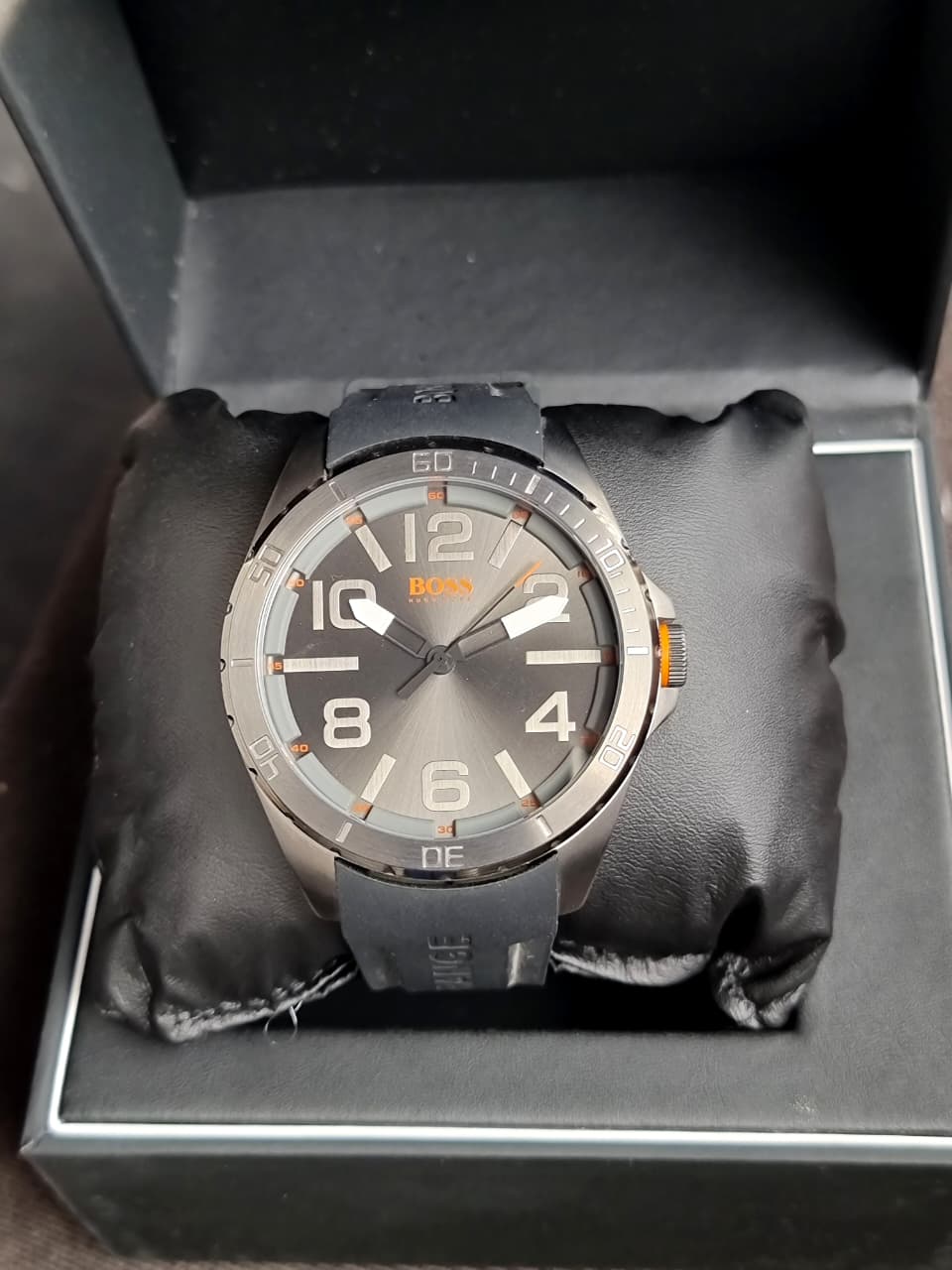 Hugo boss 46mm Dial Size Gents Watch