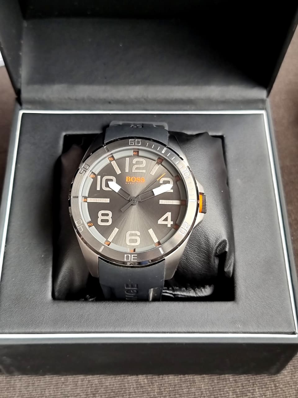 Hugo boss 46mm Dial Size Gents Watch