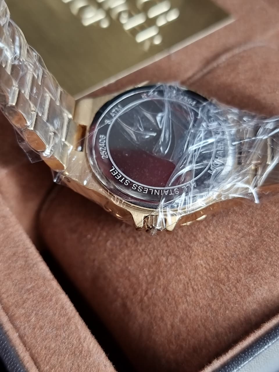 Michael Kors Lennox Watch for Women, Gold Tone Quartz Three Hand Movement MK7394 (WITHOUT TAG)