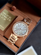 Michael Kors Women’s Quartz Stainless Steel Mother of pearl Dial 39mm Watch MK5491