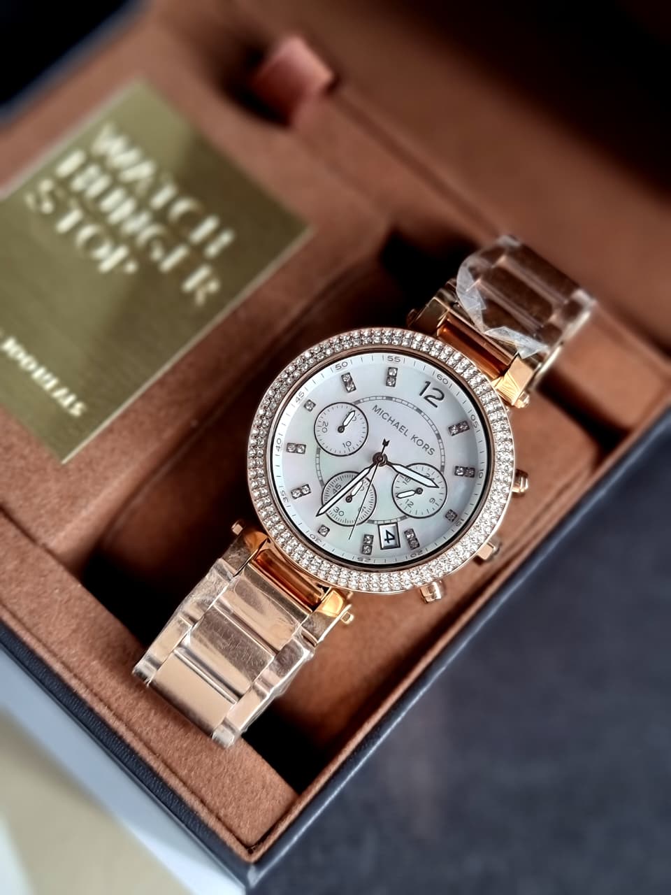 Michael Kors Women’s Quartz Stainless Steel Mother of pearl Dial 39mm Watch MK5491