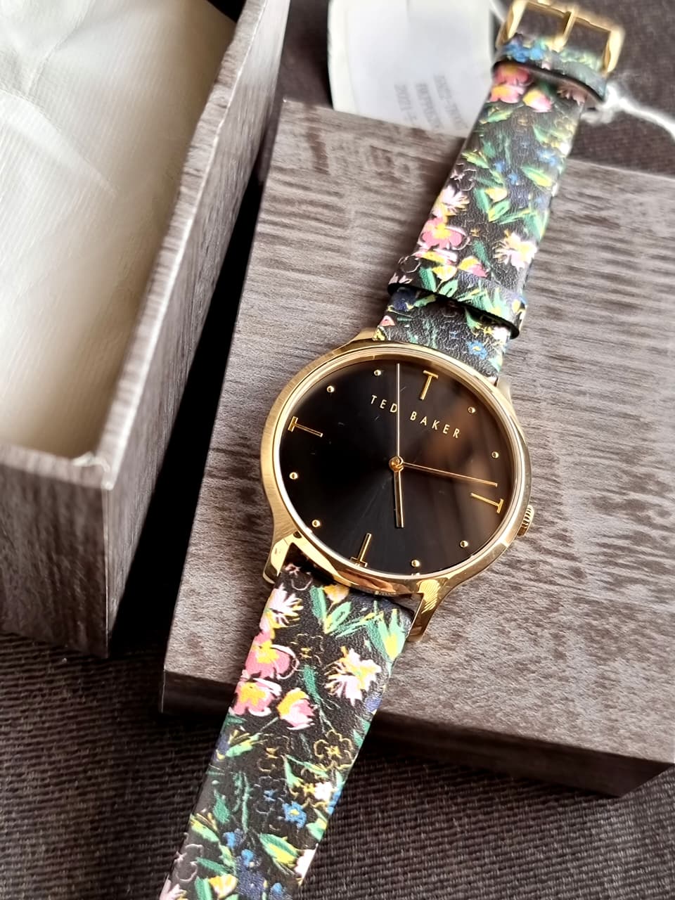 Ted Baker Black Dial Rose gold Casing Quartz Watch BKPPOS2069I