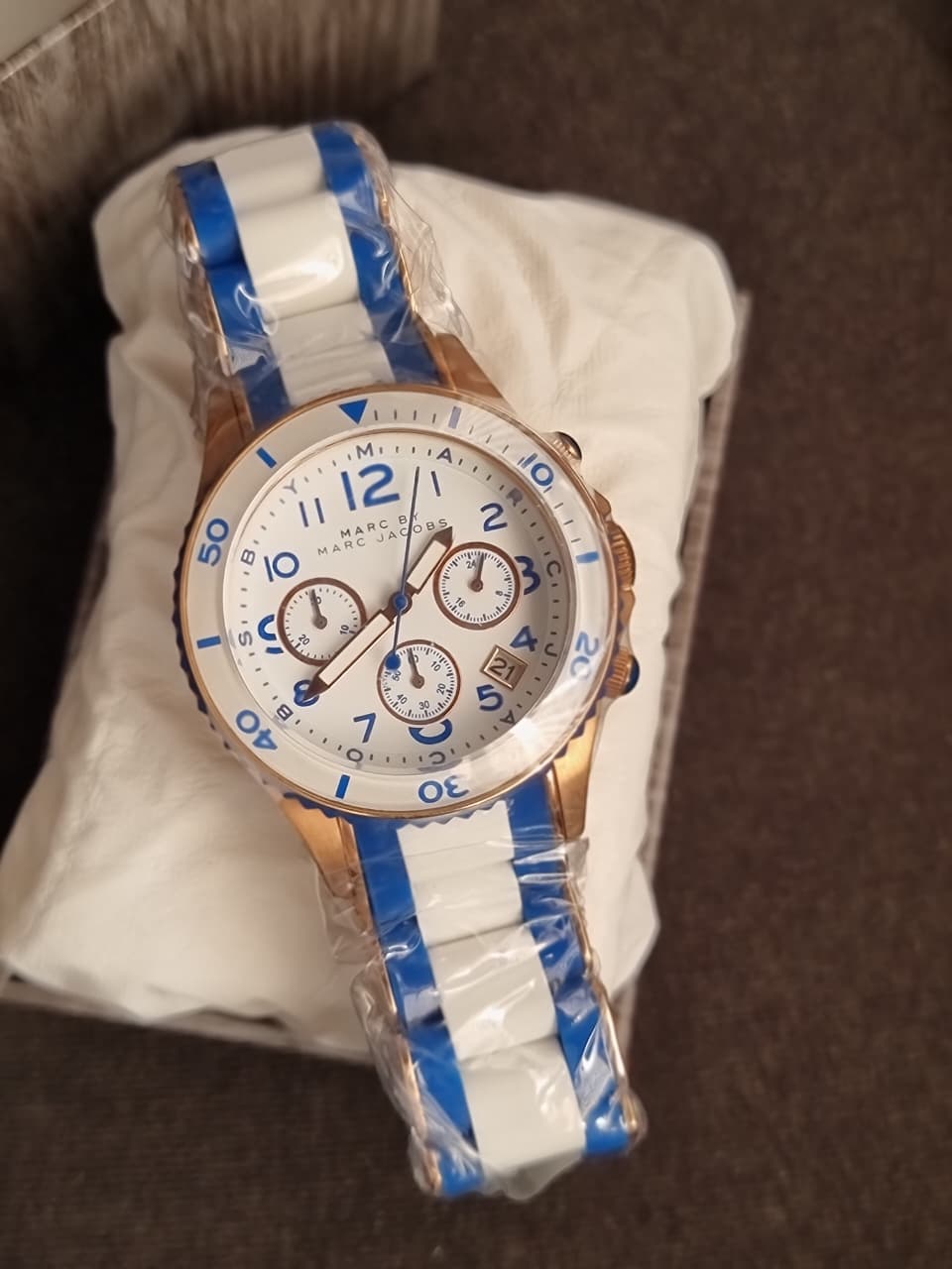 Marc by Marc Jacobs Women’s Quartz Silicone Stainless Steel Chain White Dial 40mm Watch MBM2594