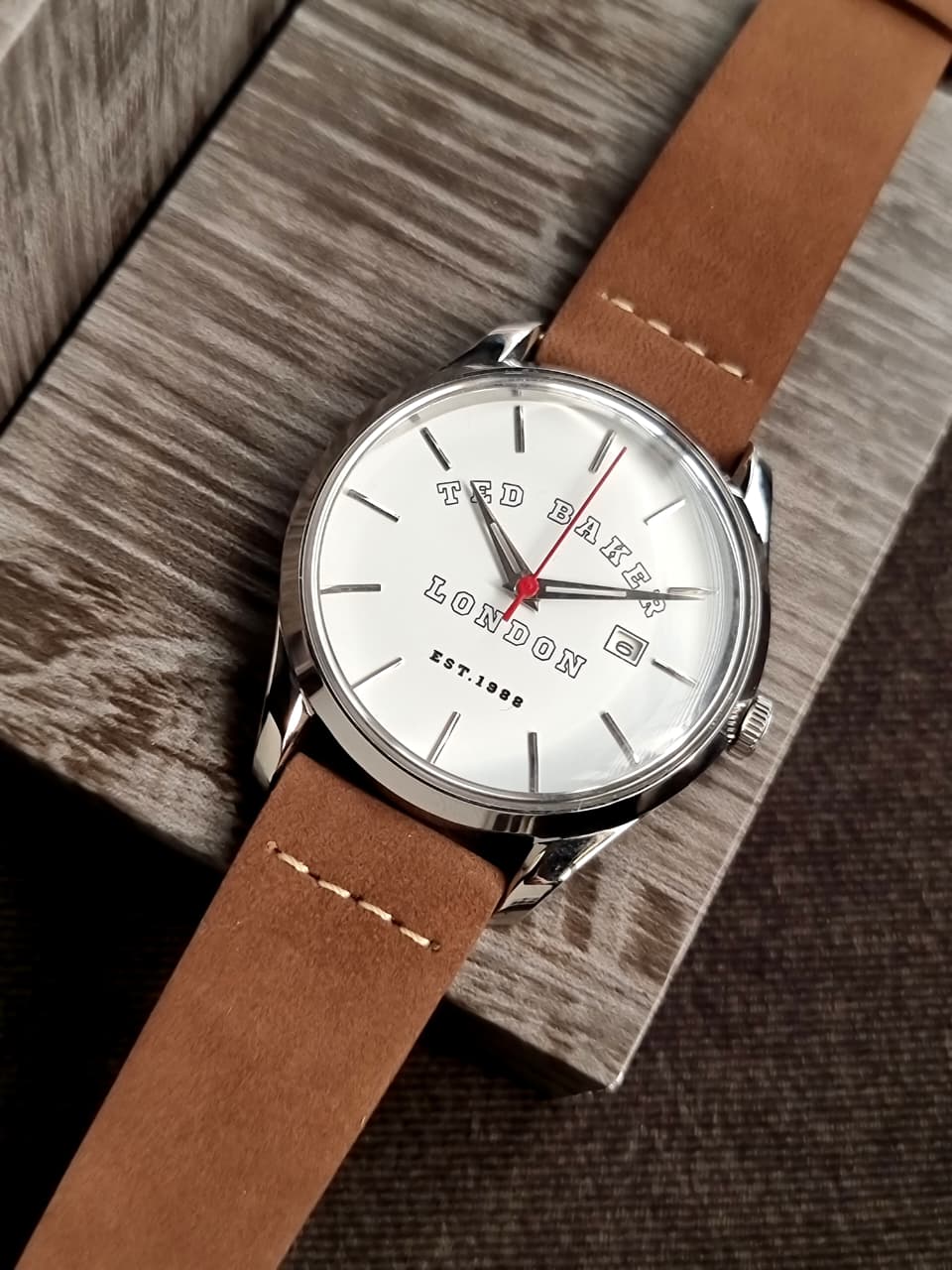 Ted Baker   Gents Watch 40mm Dial Quartz Watch