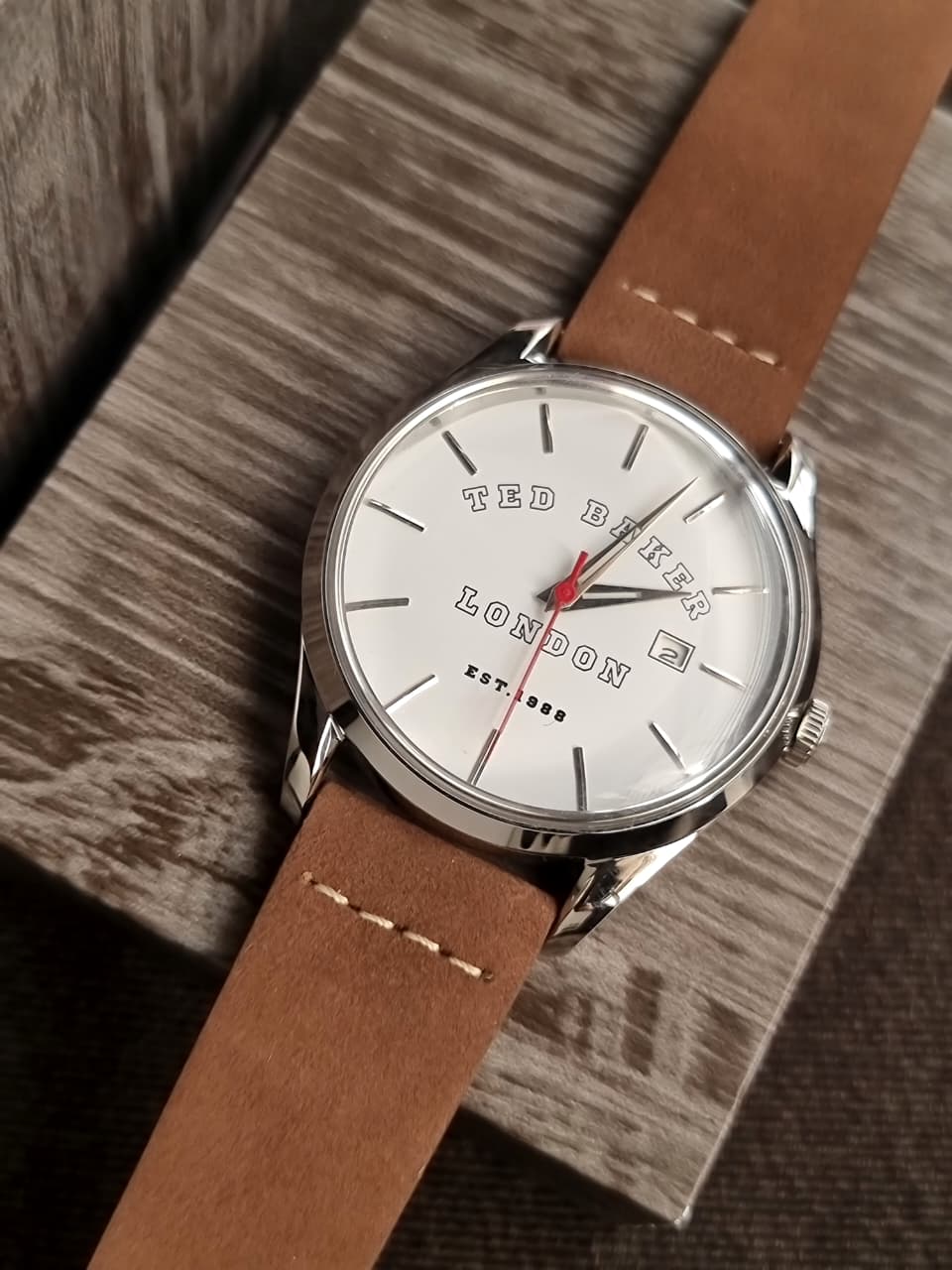 Ted Baker   Gents Watch 40mm Dial Quartz Watch