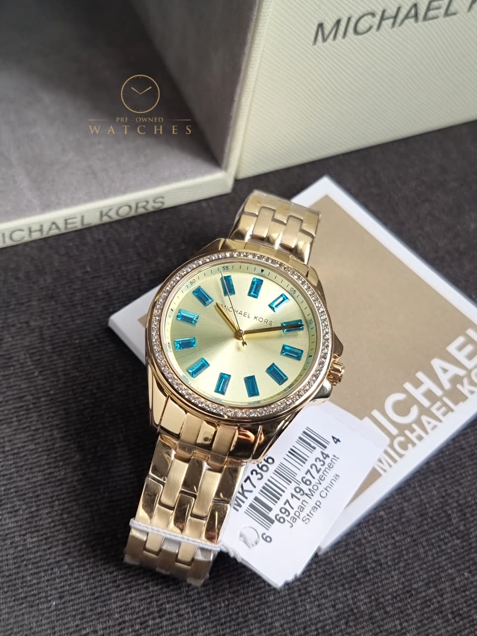 Michael Kors Pilot Pave Gold Stainless Steel Gold Dial Quartz Watch for Ladies - MK7366