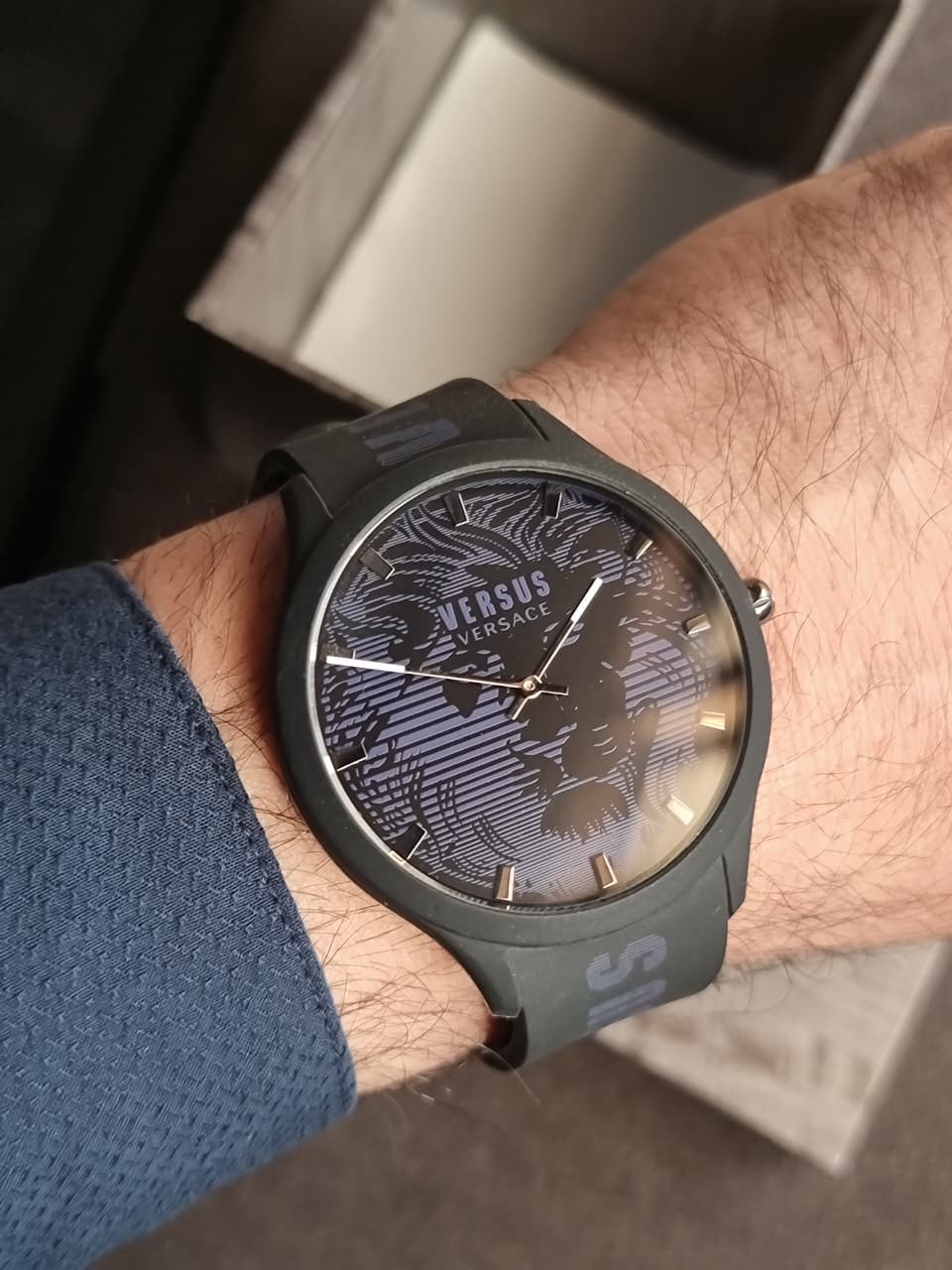 Versus Versace Gents Watch Black Dial black Rubber Strap