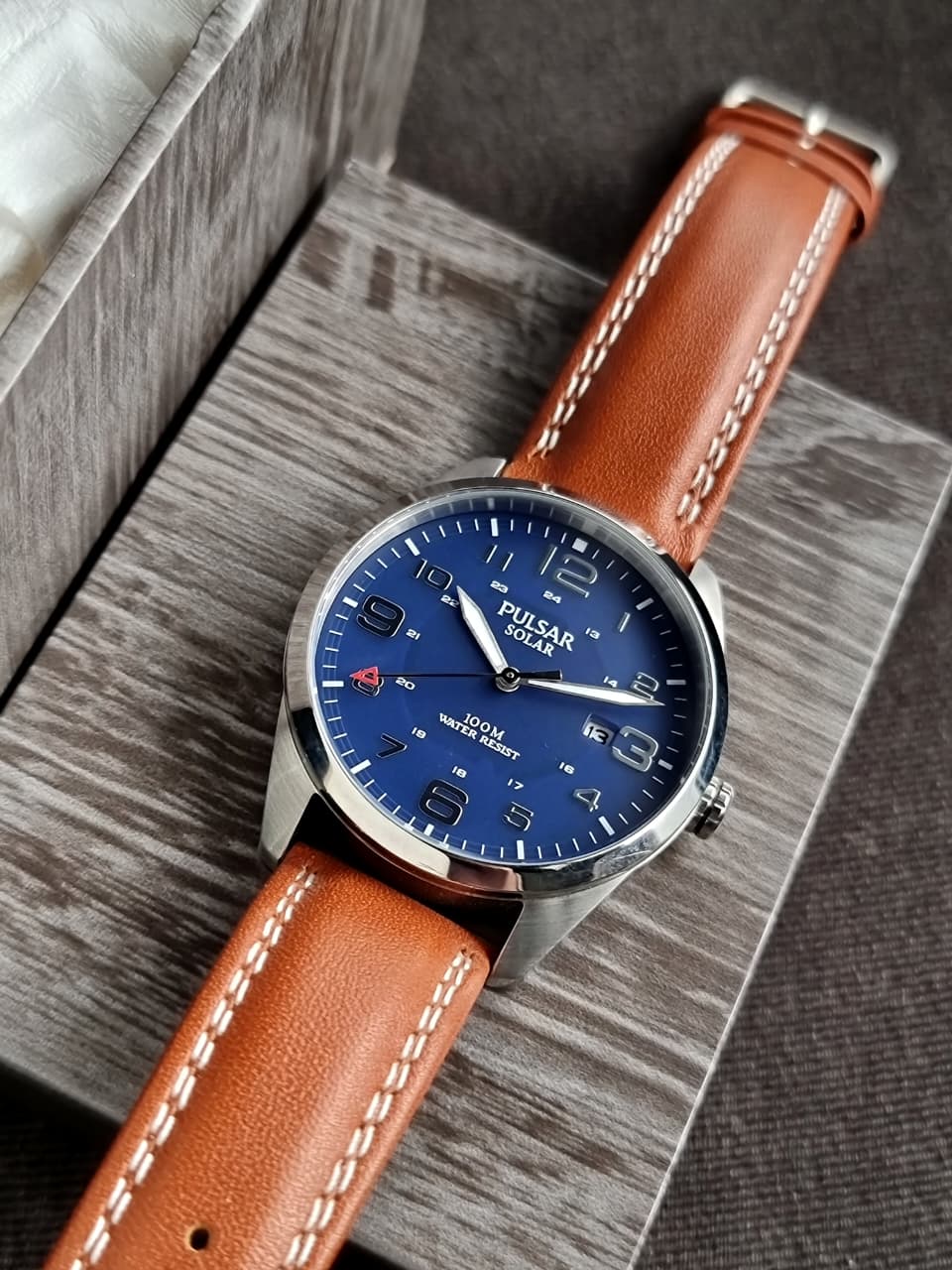 Pulsar Sub Brand of Seiko Solor Operated Gents Watch 40mm Blue Dial Quartz Watch