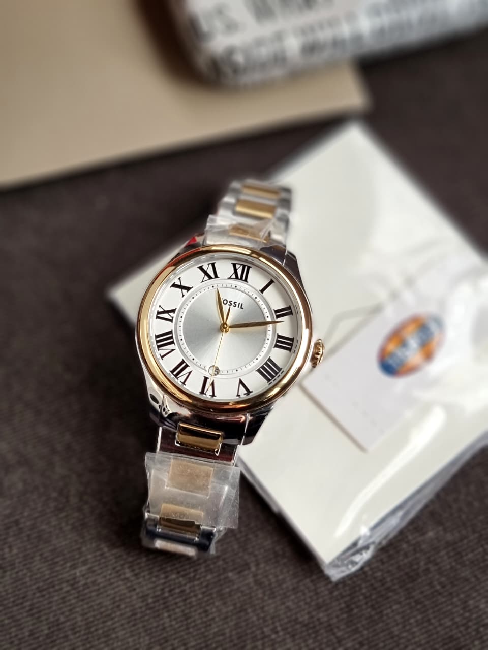 FOSSIL  Gilmore Quartz Silver Dial Ladies Watch  ES5396 (WITHOUT TAG)