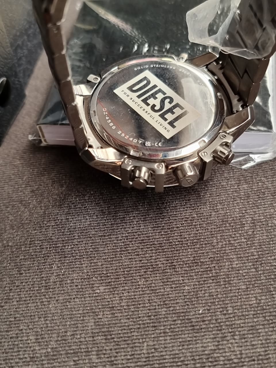 DIESEL Griffed Watch for Men, Quartz Chronograph Movement with Stainless Steel Strap DZ4586