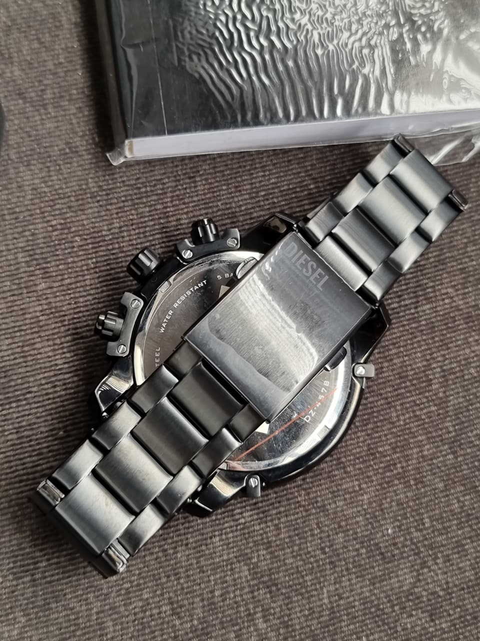 DIESEL Griffed Watch for Men, Quartz Chronograph Movement DZ4578