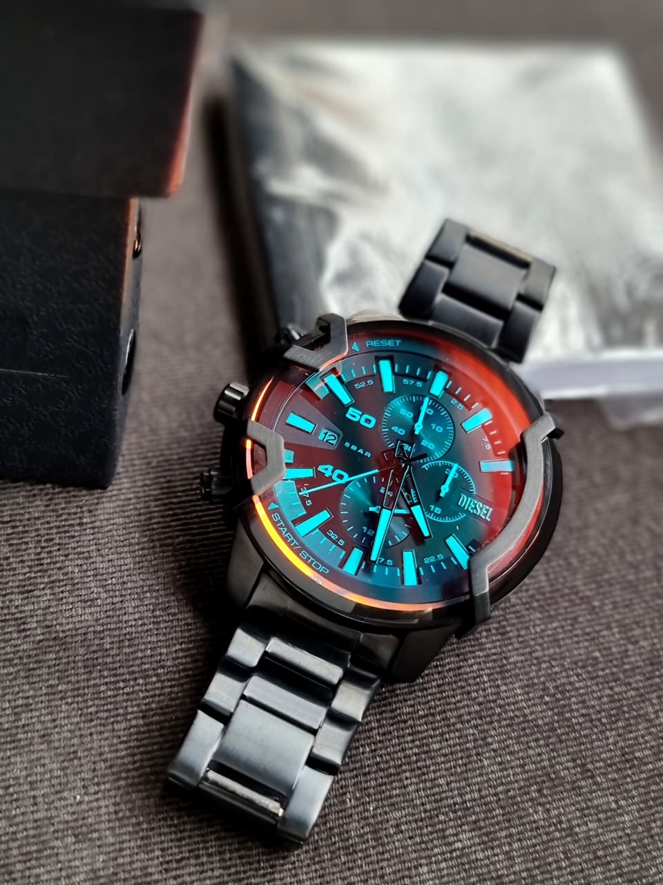 DIESEL Griffed Watch for Men, Quartz Chronograph Movement DZ4578