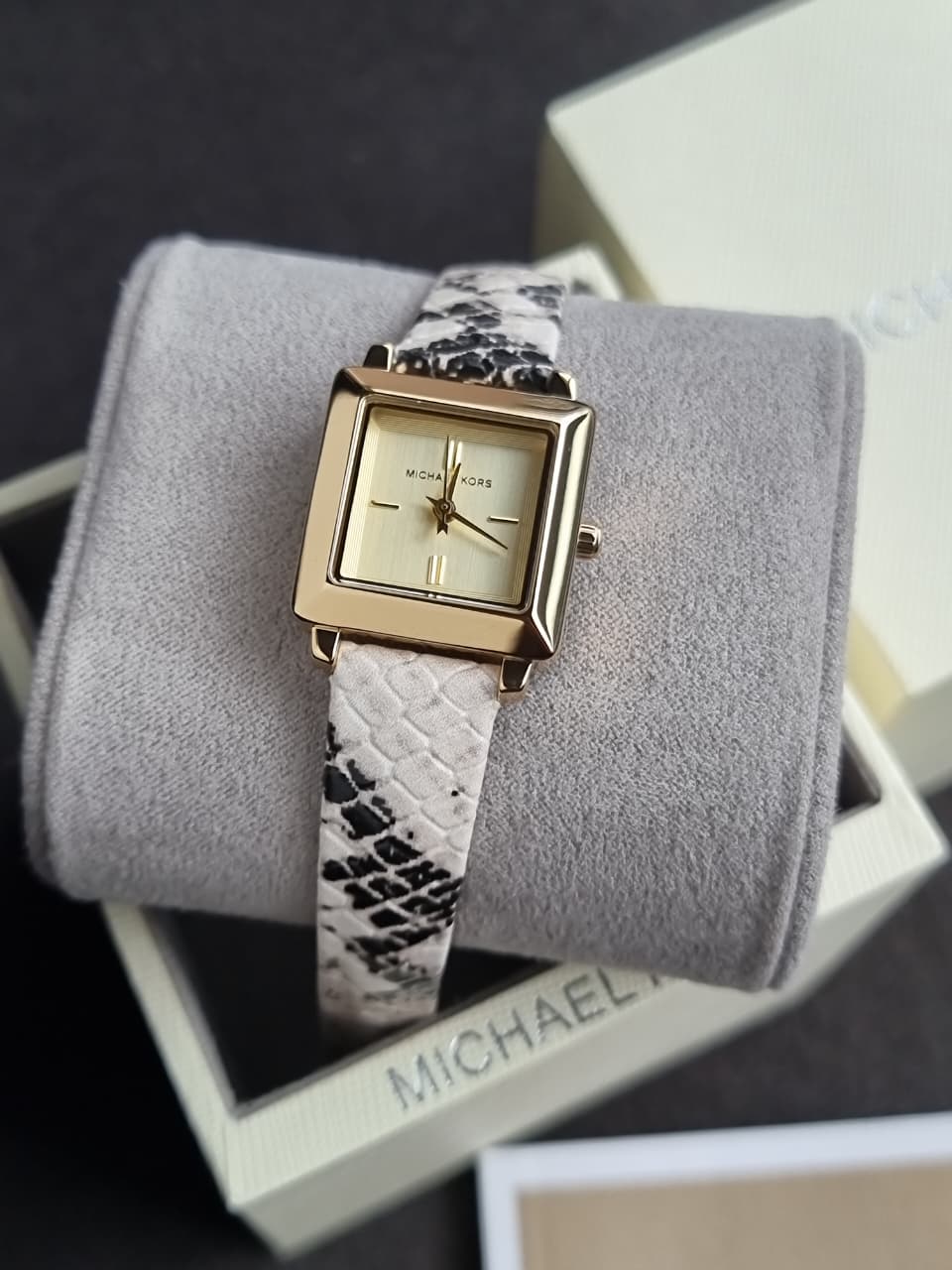 MIchael Kors Ladies Wtach Square Dial MKO1194 (WITHOUT TAG)