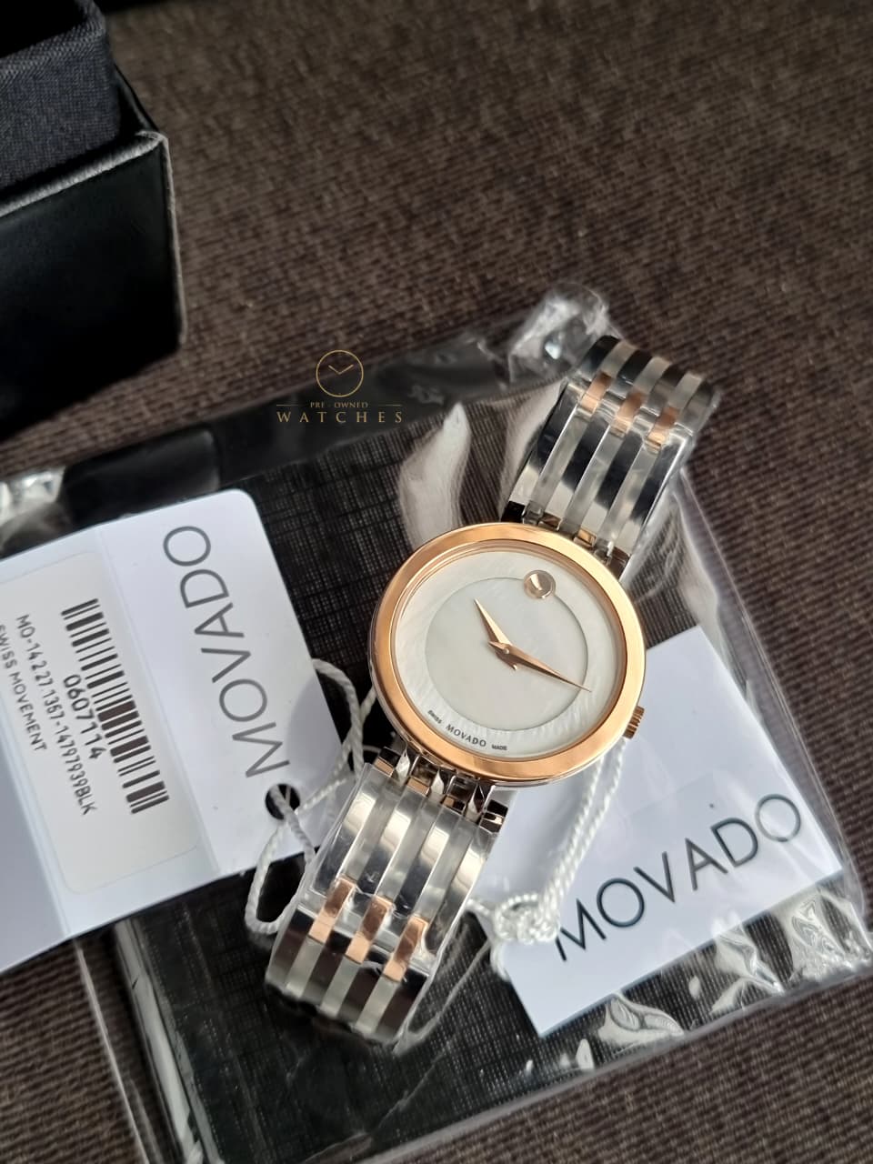 Movado Women’s Quartz Swiss Made Stainless Steel Mother of pearl Dial 28mm Watch 0607114