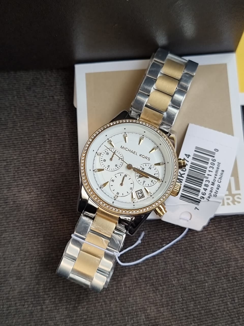Michael Kors Women’s Quartz Chronograph Stainless Steel White Dial 37mm Watch MK6474 (WITHOUT TAG)