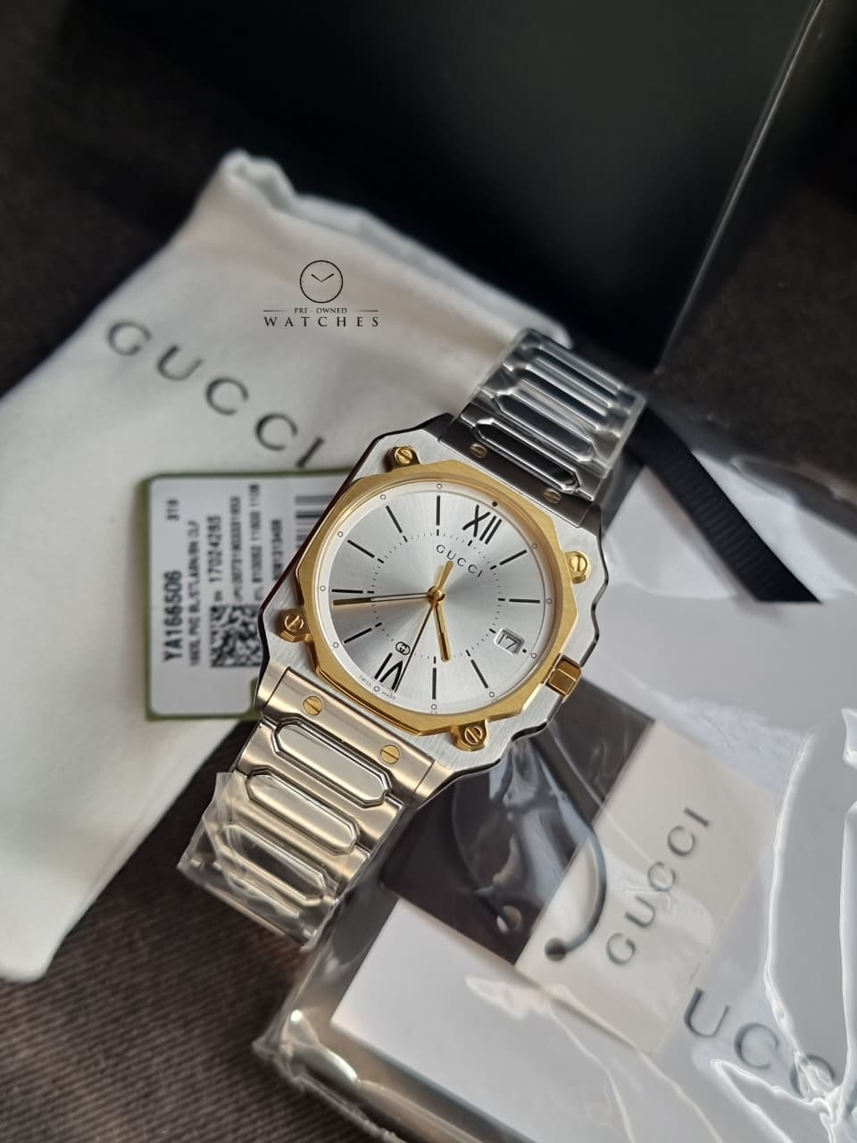 Gucci G-Flat Quartz Stainless Steel 30mm Silver Dial Women's Watch YA166506