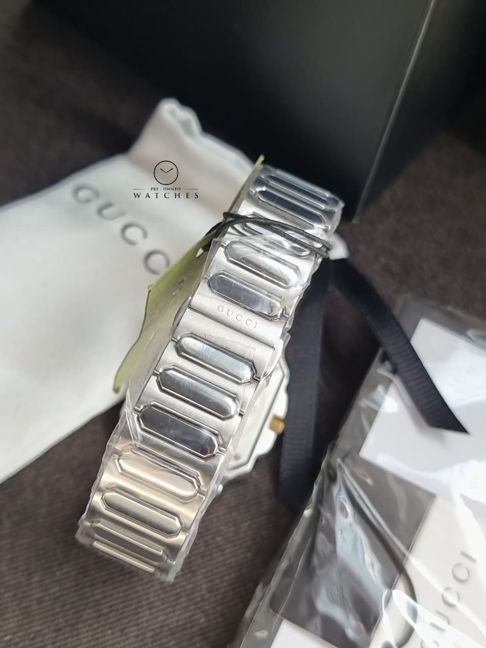 Gucci G-Flat Quartz Stainless Steel 30mm Silver Dial Women's Watch YA166506
