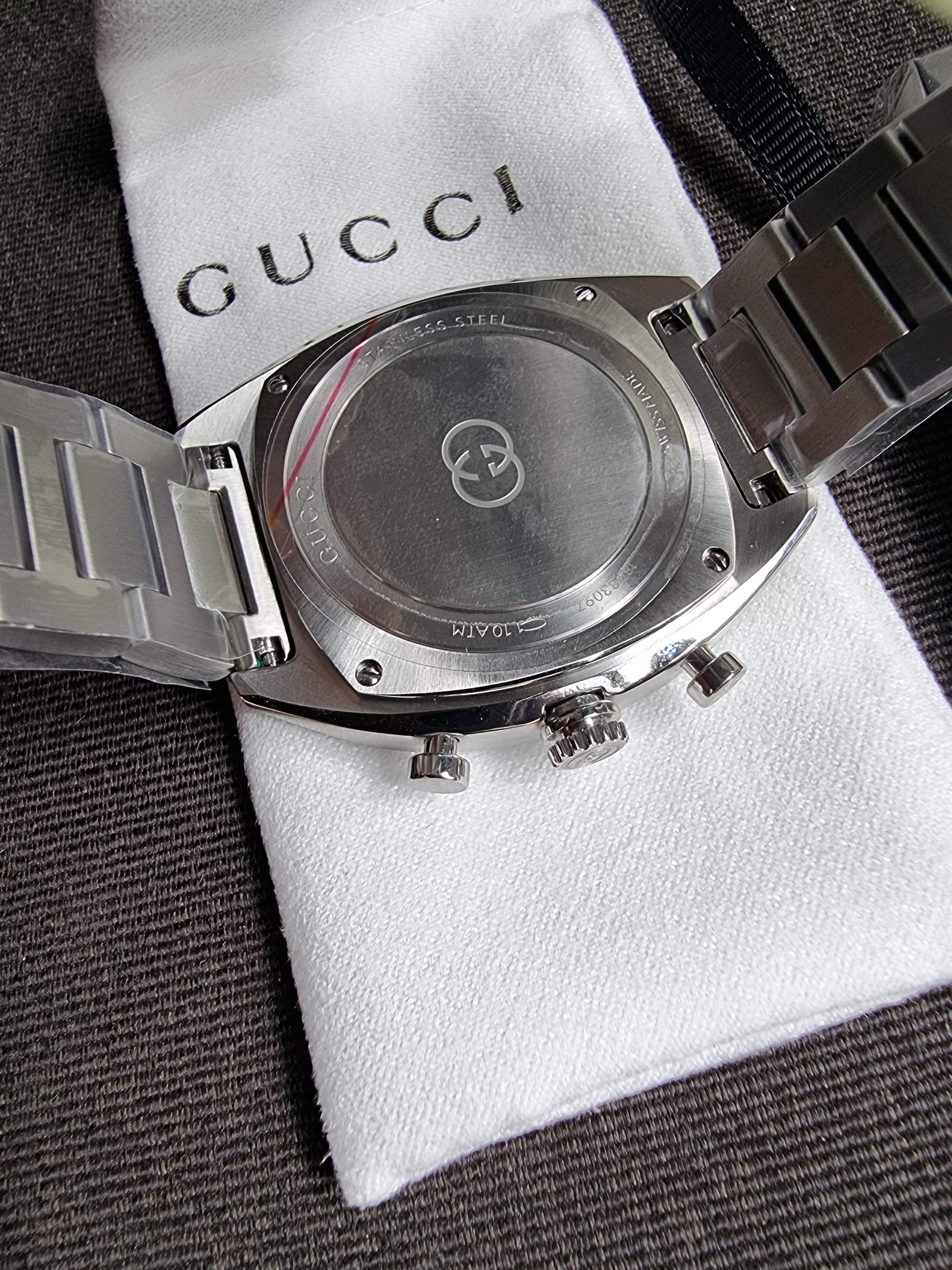 GUCCI Interlocking G Chronograph Quartz Black Dial Men's Watch Item No. YA142316