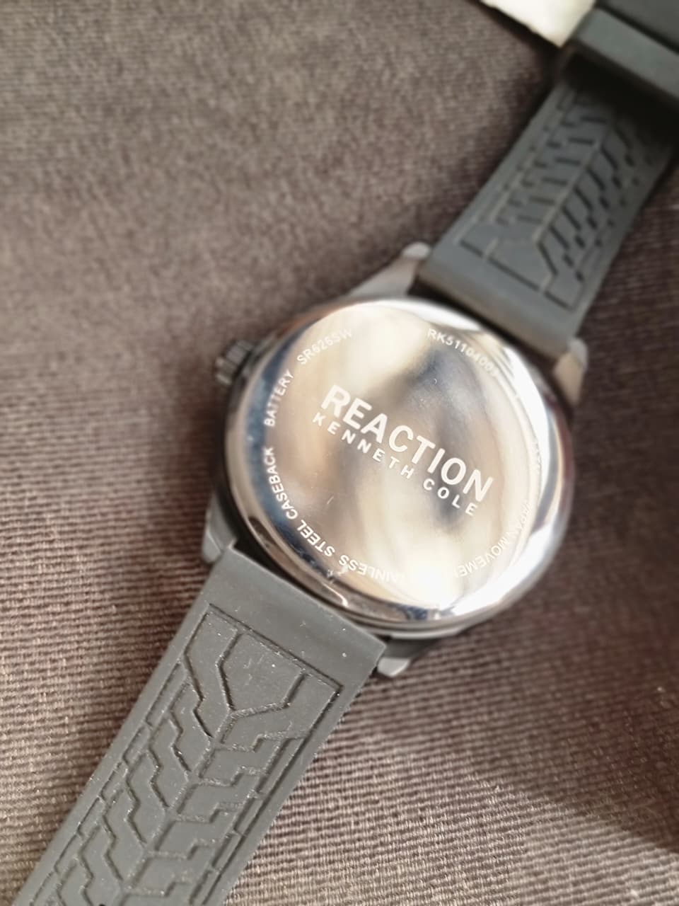 Kenneth Cole Black Rubber Strap Green Dial Gents Watch RK51104003