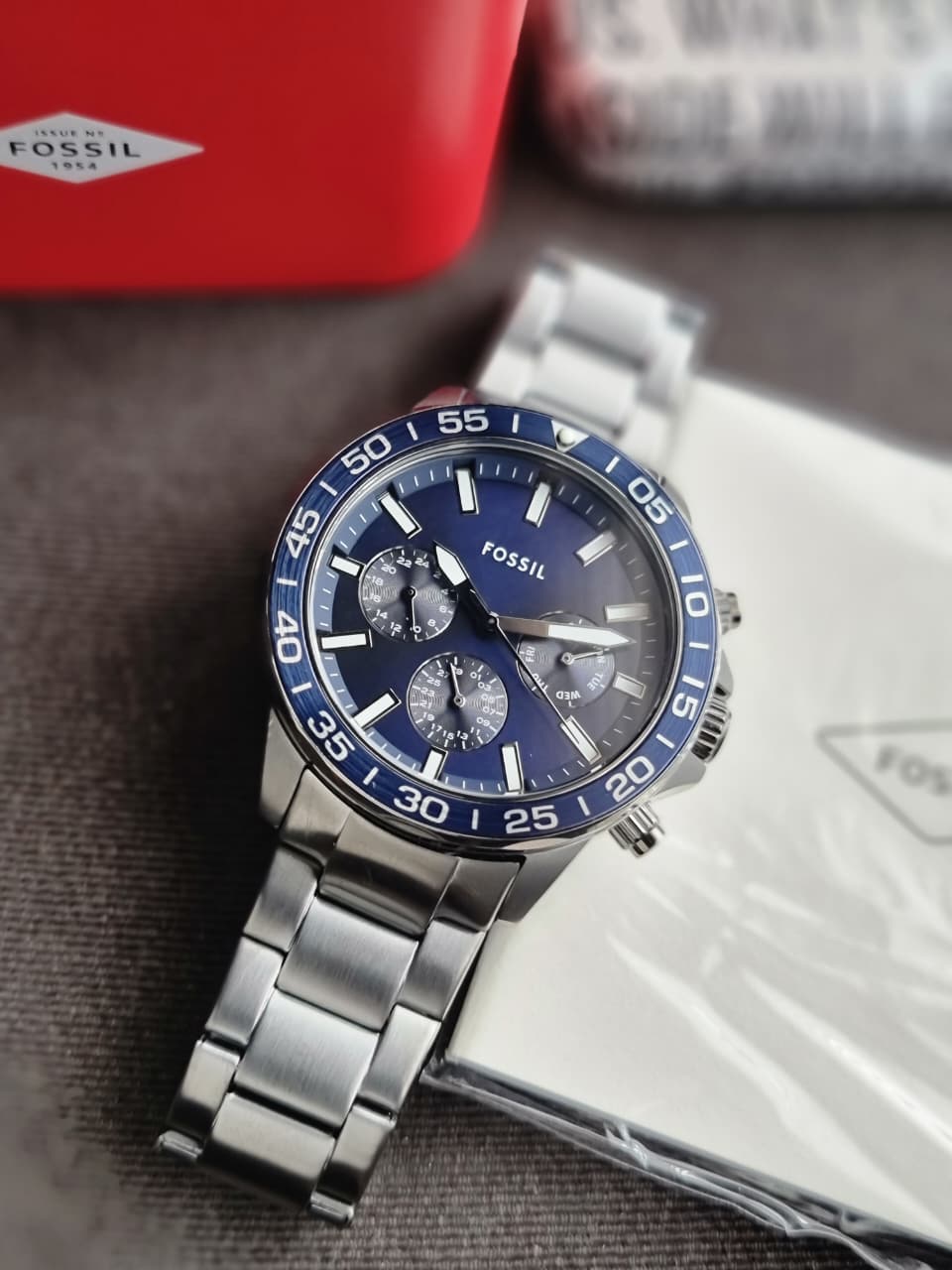 Fossil Men’s Chronograph Quartz Gunmetal Stainless Steel Blue Dial 45mm Watch BQ2910 (Without Tag)