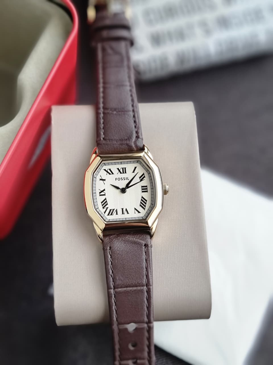 FOSSIL Harlow Quartz Cream Dial Ladies Watch Item No. ES5426