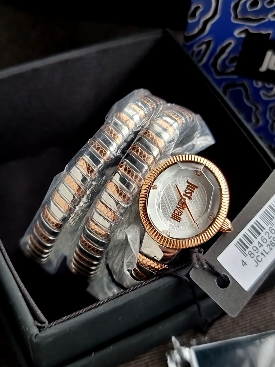 JUST CAVALLI JC1L268M0065 WOMEN ANALOG WATCH | GOLD STAINLESS STEEL STRAP | BLACK DIAL | QUARTZ