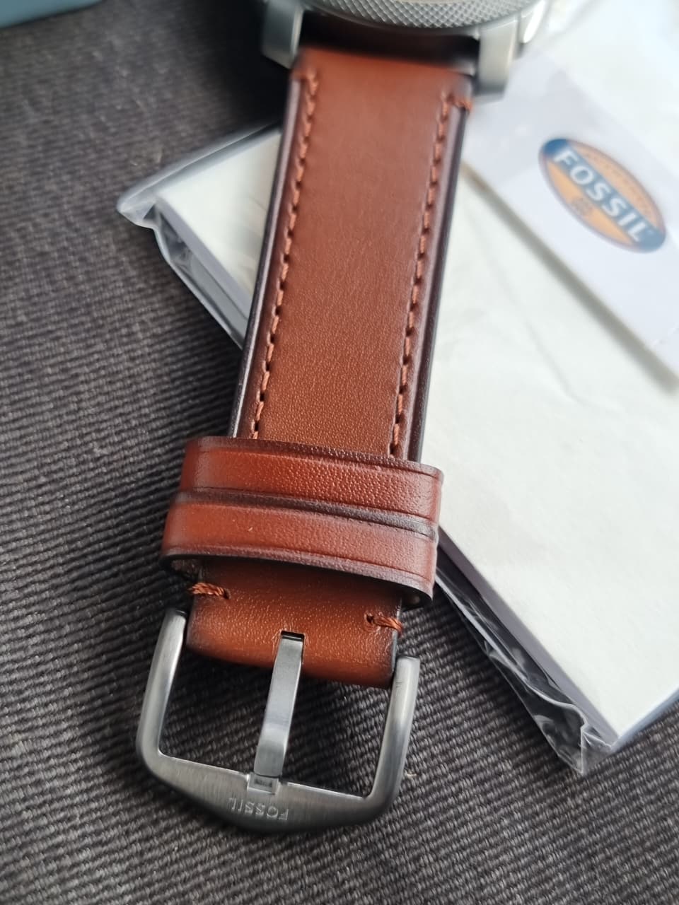 Machine Three-Hand Date Brown Leather Watch FS5900