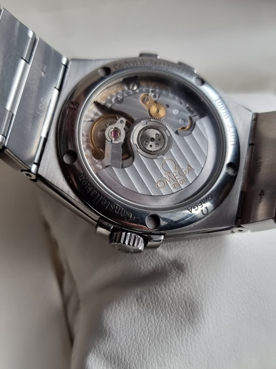 Constellation Automatic Silver Dial Men's Watch  Item No. 123.10.38.21.02.001
