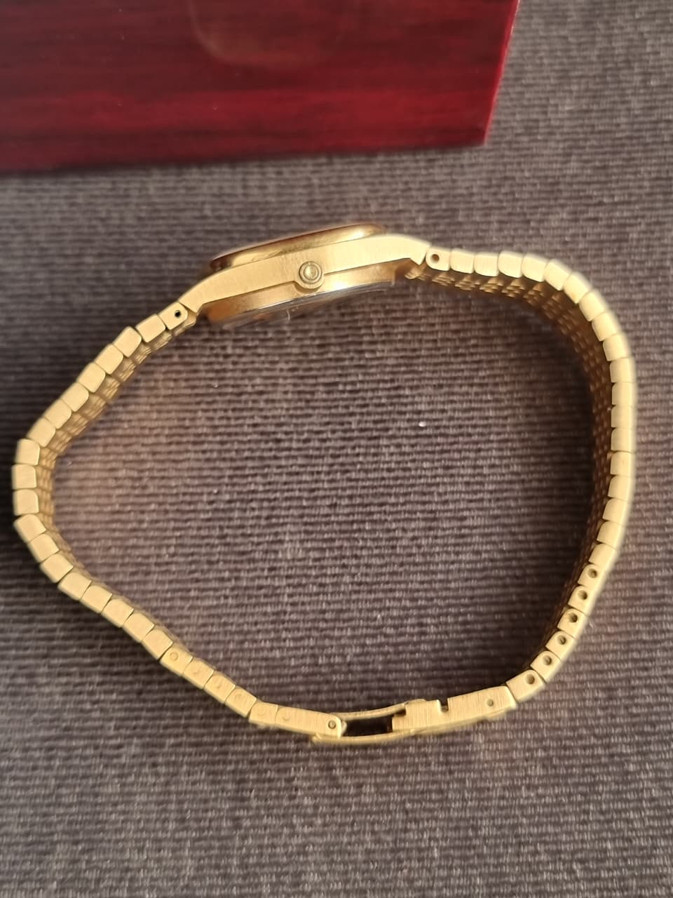 Tissot Vinatge Model Macrone Gold 23mm Dial Quartz Watch
