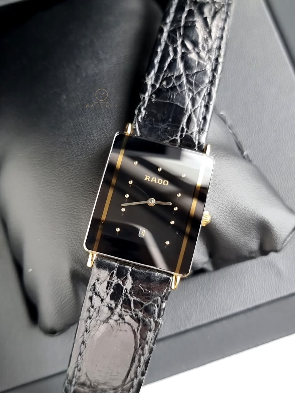 Rado Diastar Ladies Watch Black Dial Black Leather Strap Quartz Watch