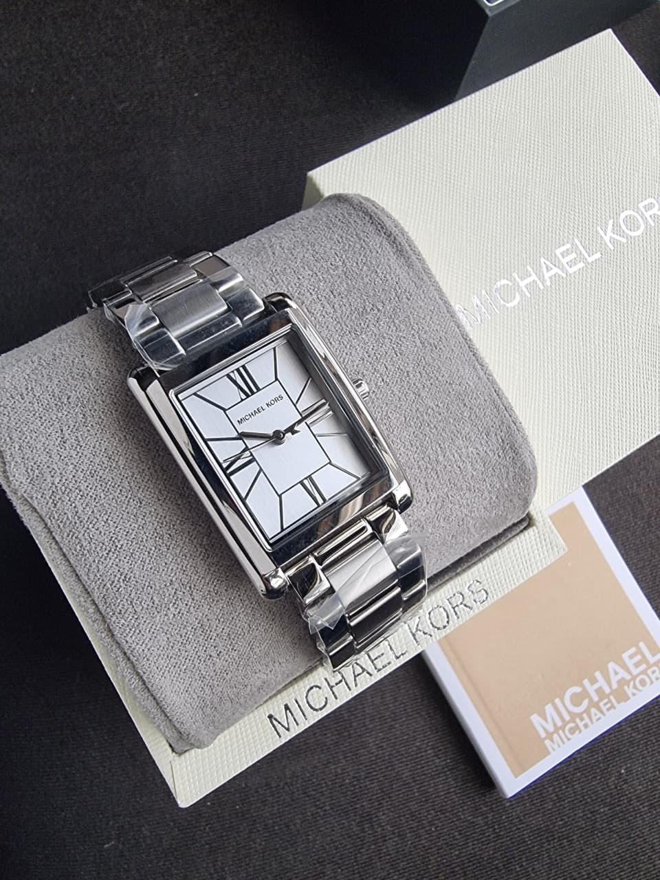 Michael Kors Essex Silver Quartz Stainless Steel Watch MK4906