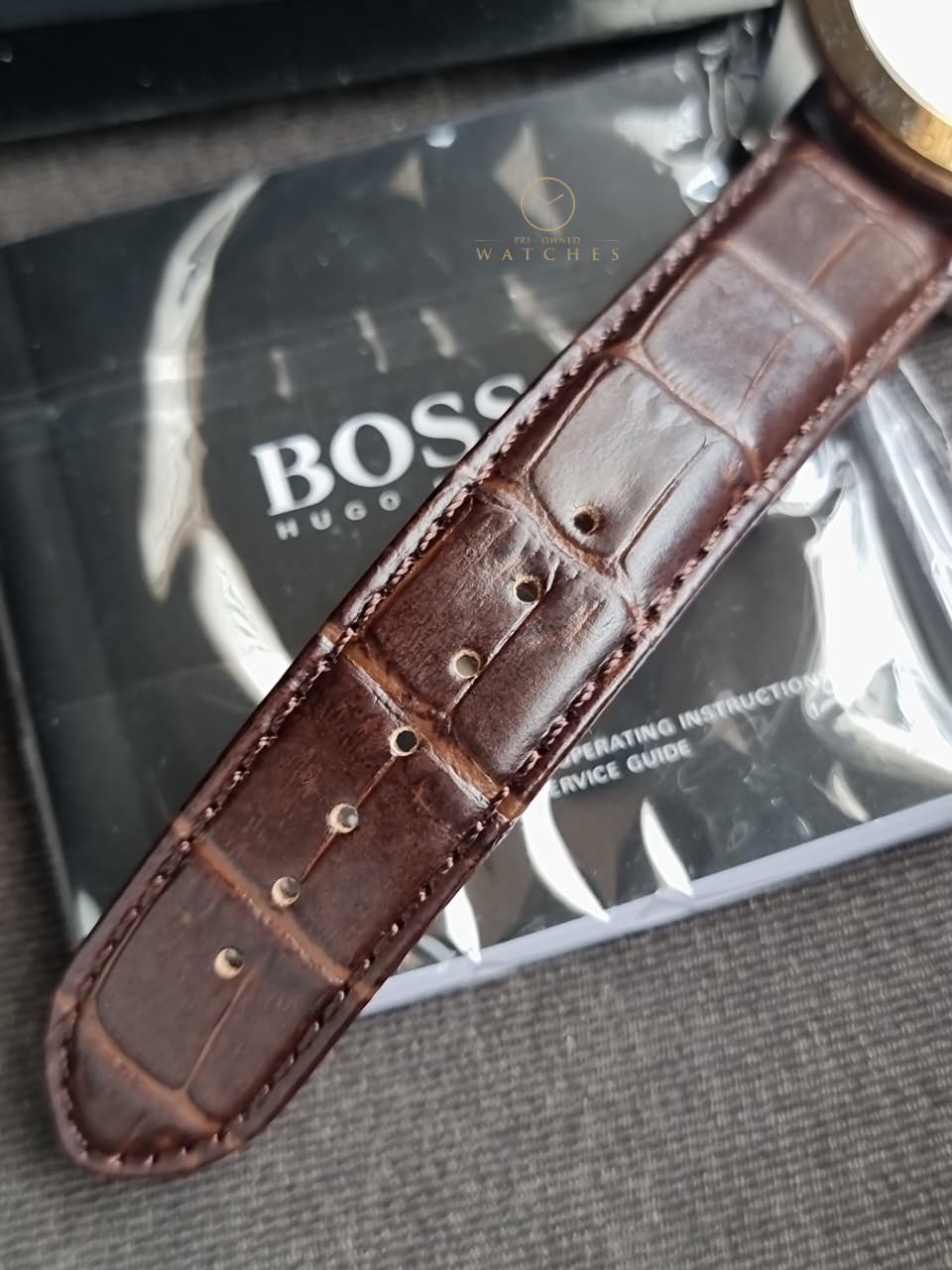 HUGO BOSS 1513174 Quartz Men’s Leather Strap White Dial 44mm Watch