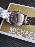 Michael Kors Women's Analogue Quartz Watch with Stainless Steel Strap MK4843