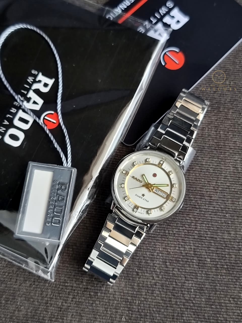 Rado White Dial Silver Casing 28mm Dial Automatic Watch