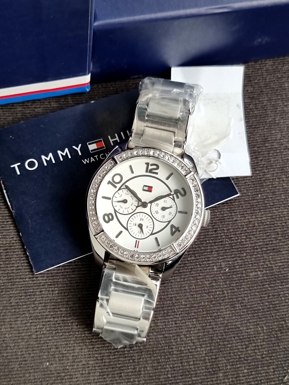 Tommy Hilfiger Women’s Quartz Silver Stainless Steel White Dial 40mm Watch 1781252