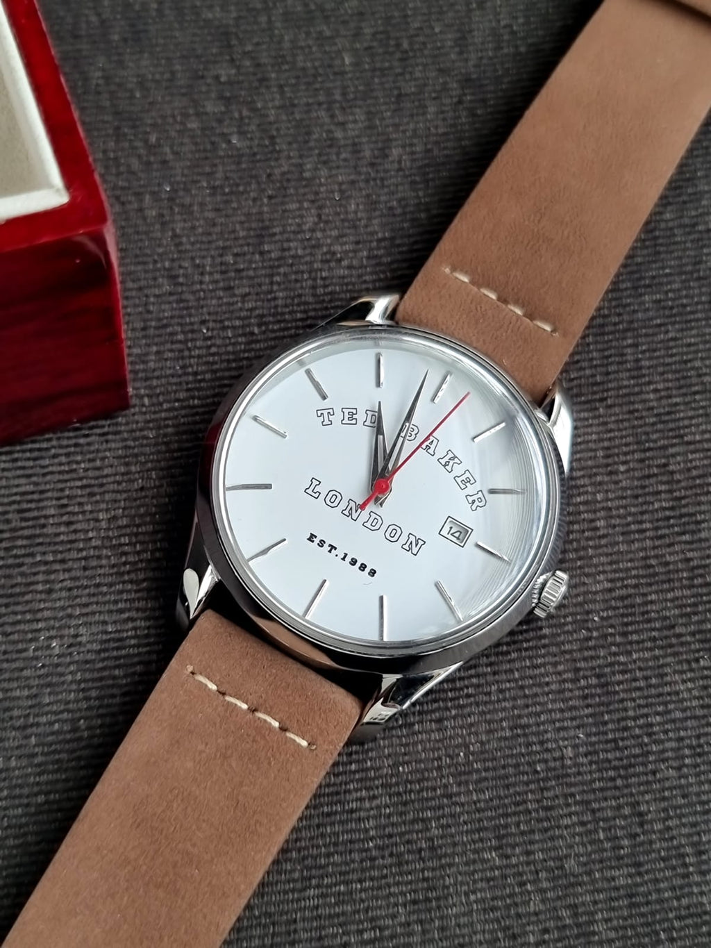 Ted Baker   Gents Watch 40mm Dial Quartz Watch