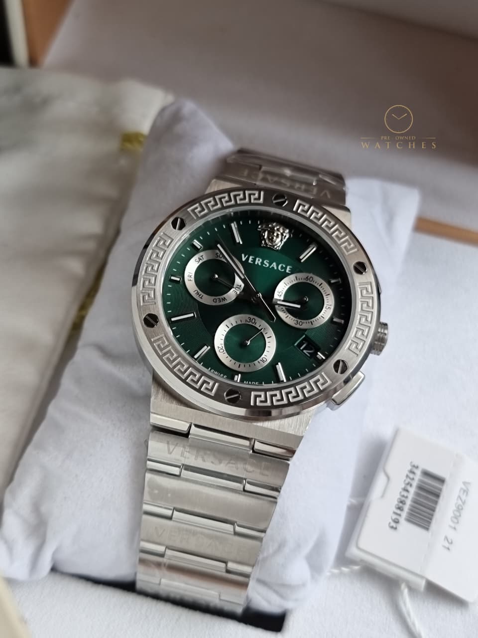 Versace Men’s Quartz Swiss Made Silver Stainless Steel Green Dial 43mm Watch VEZ900121