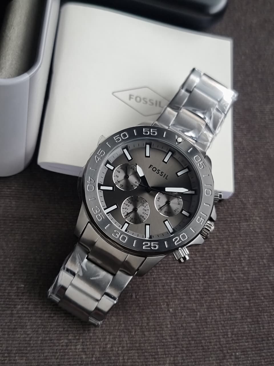 Fossil Men’s Chronograph Stainless Steel Grey Dial 45mm Watch BQ2491