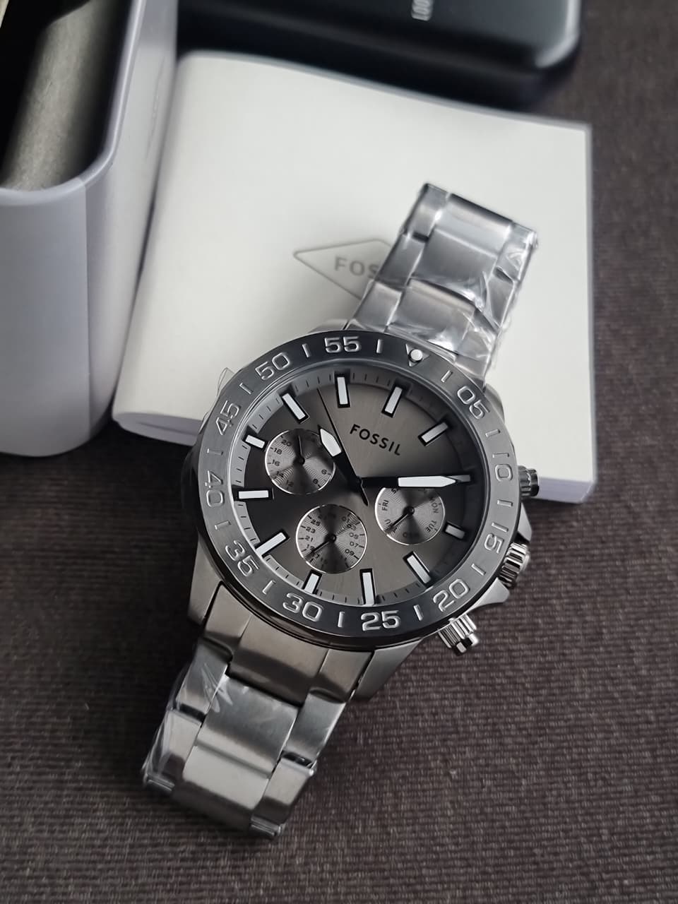 Fossil Men’s Chronograph Stainless Steel Grey Dial 45mm Watch BQ2491