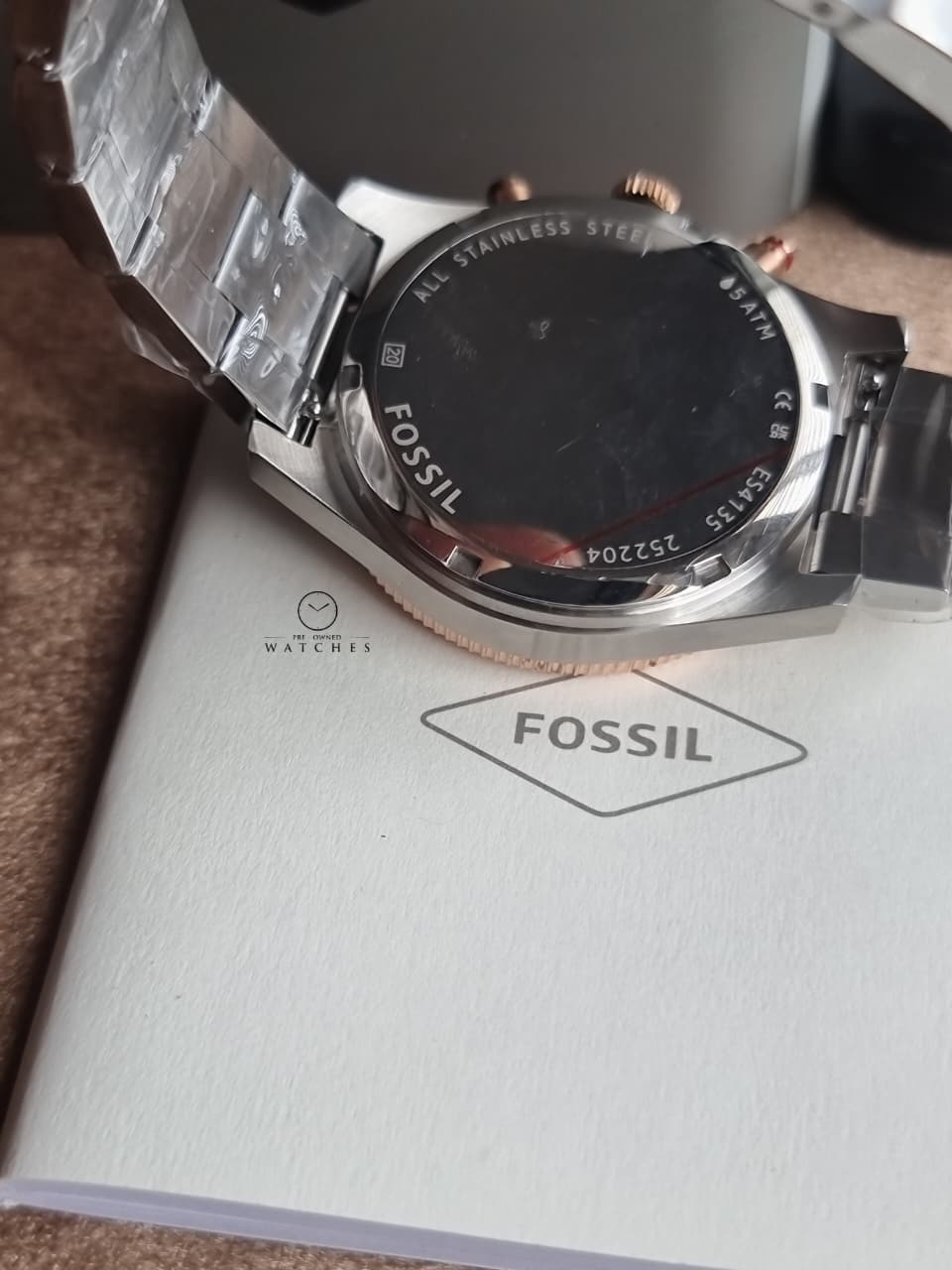 Fossil Women’s Quartz Stainless Steel Mother Of Pearl Dial 39mm Watch ES4135