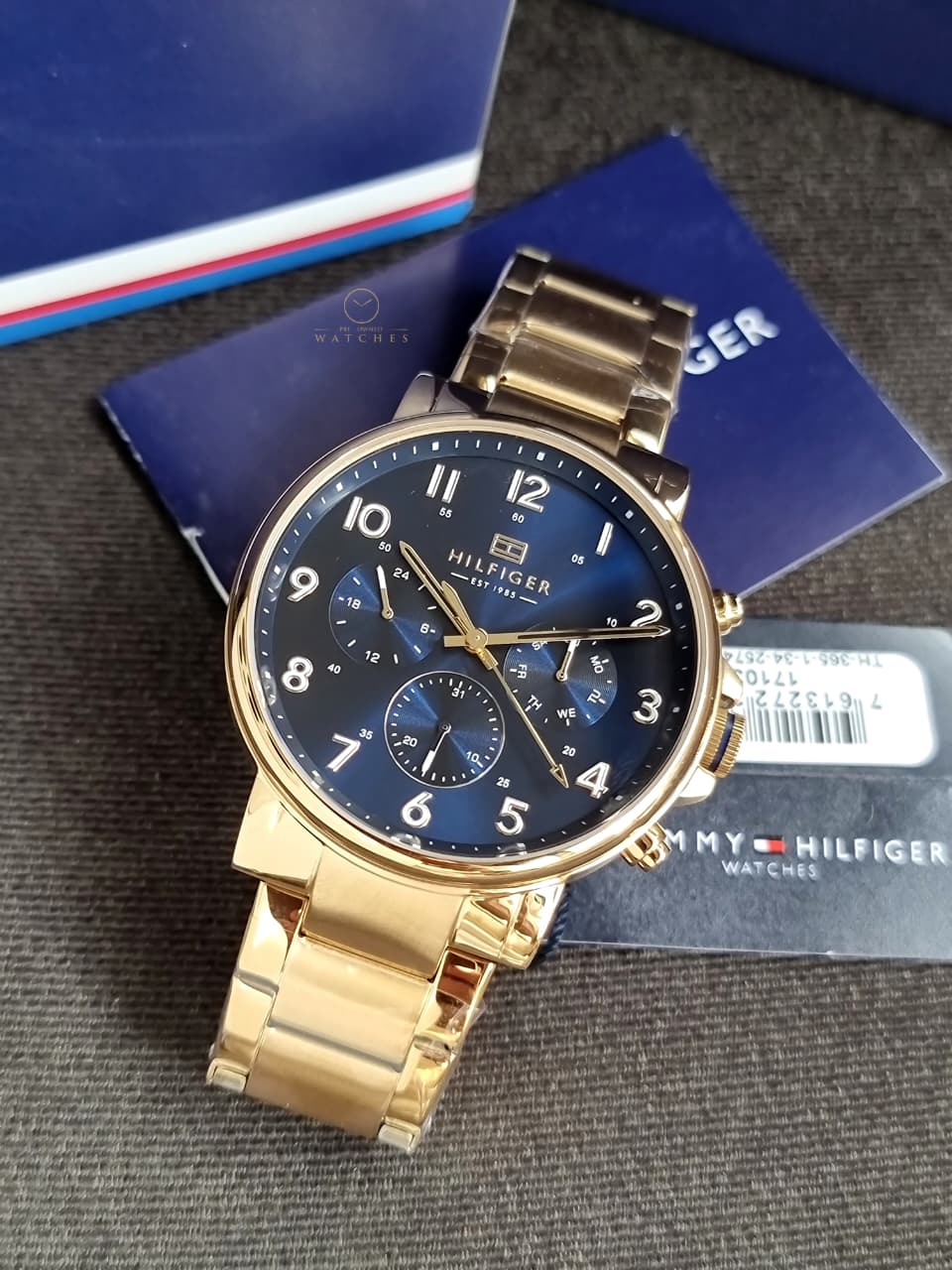 Tommy Hilfiger Men's Quartz Case and Bracelet Dressy Watch, Color: Gold Plated (Model: 1710384)