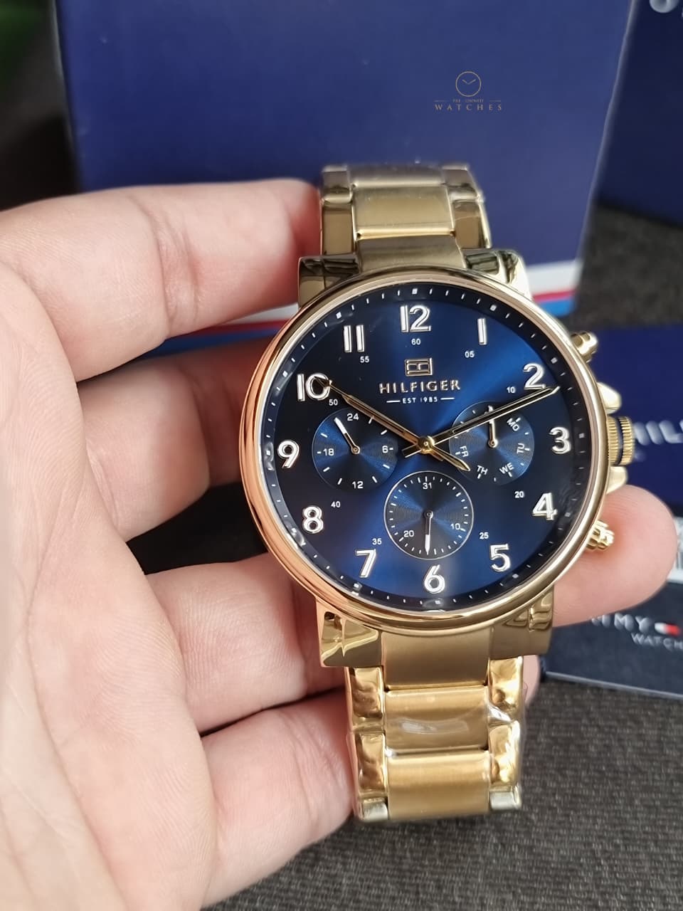 Tommy Hilfiger Men's Quartz Case and Bracelet Dressy Watch, Color: Gold Plated (Model: 1710384)
