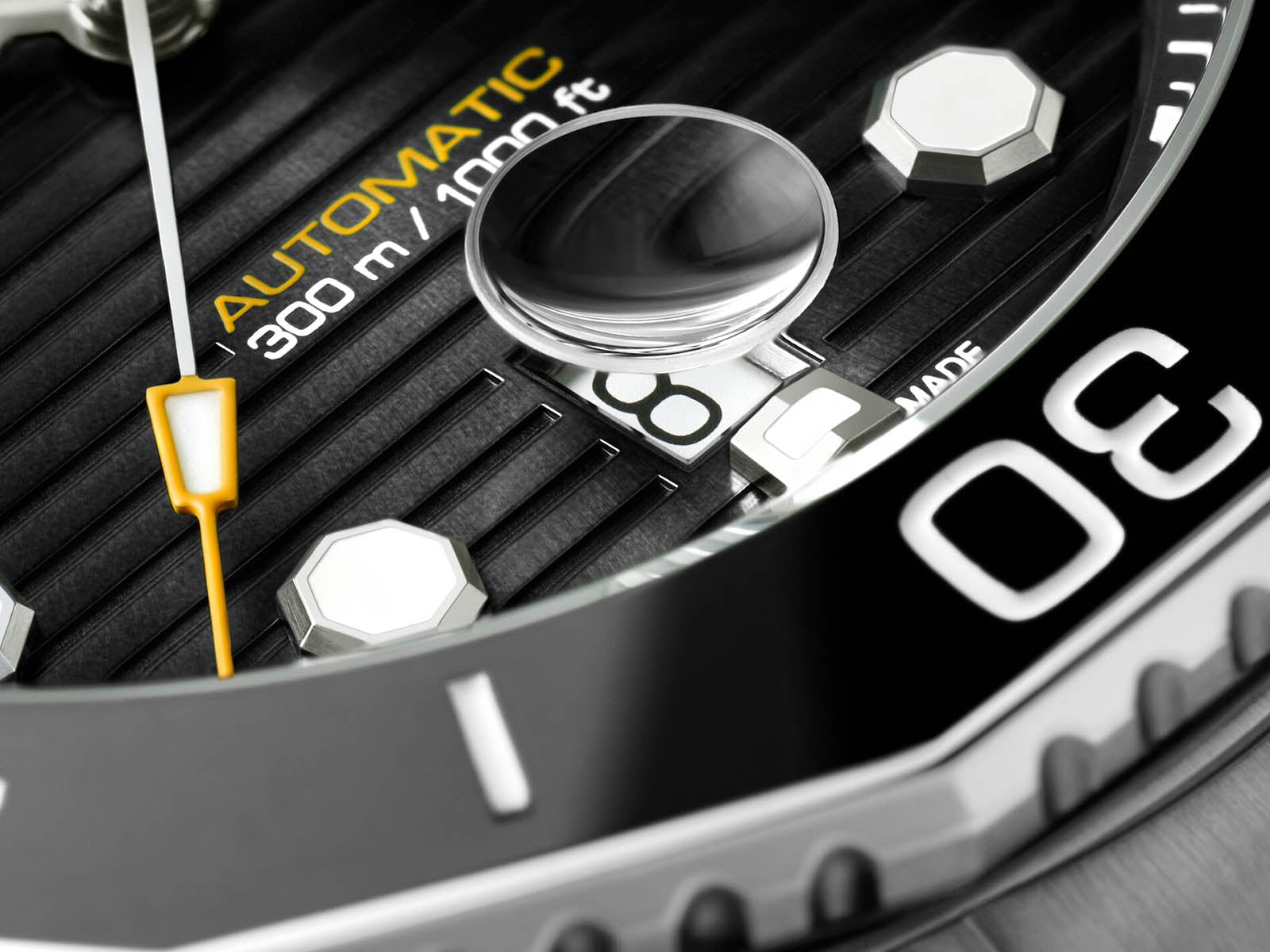 TAG Heuer Aquaracer Professional 300 Date WBP201A.BA0632