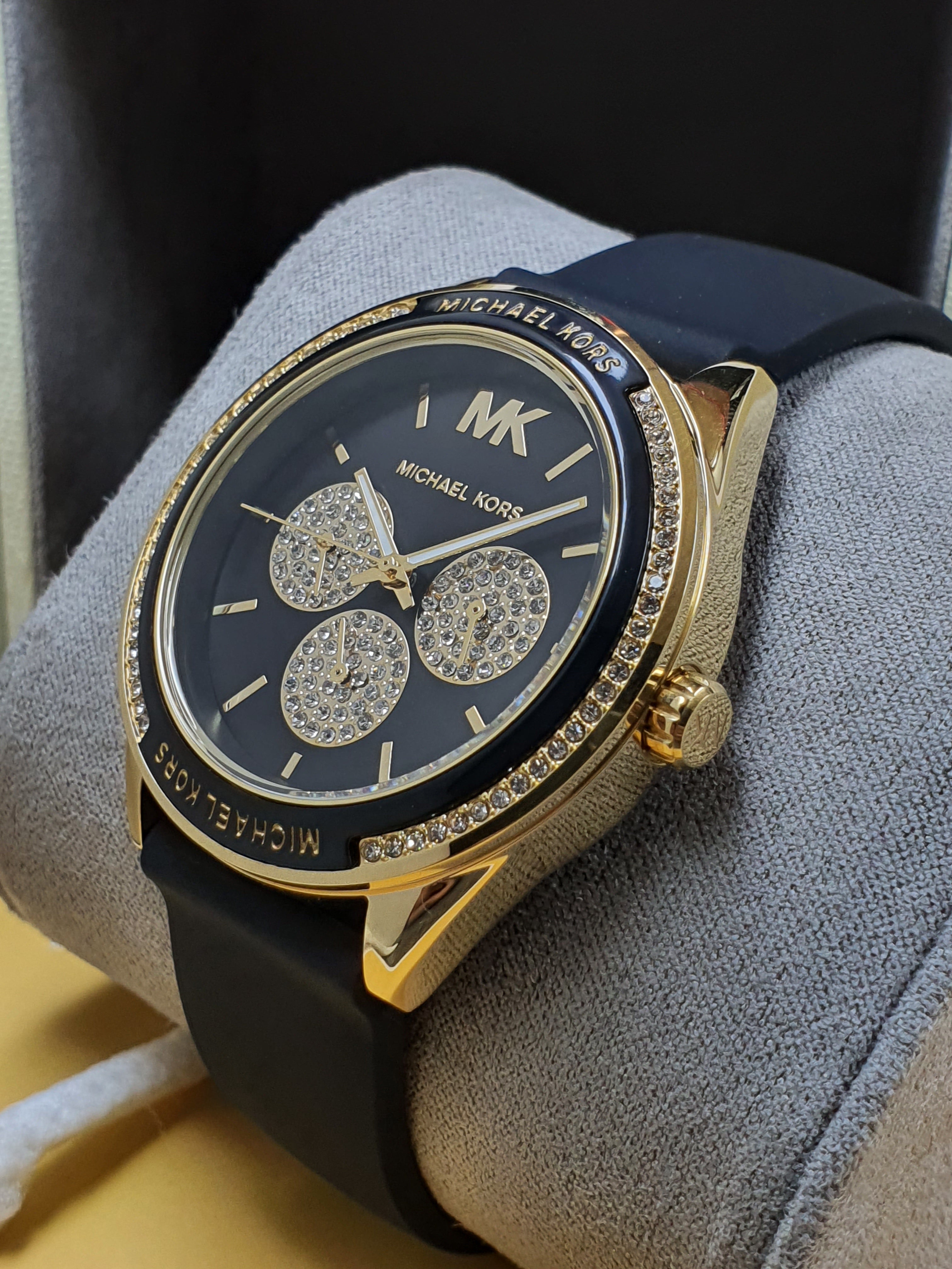Michael Kors Women’s Quartz Silicone Strap Black Dial 40mm Watch MK6944