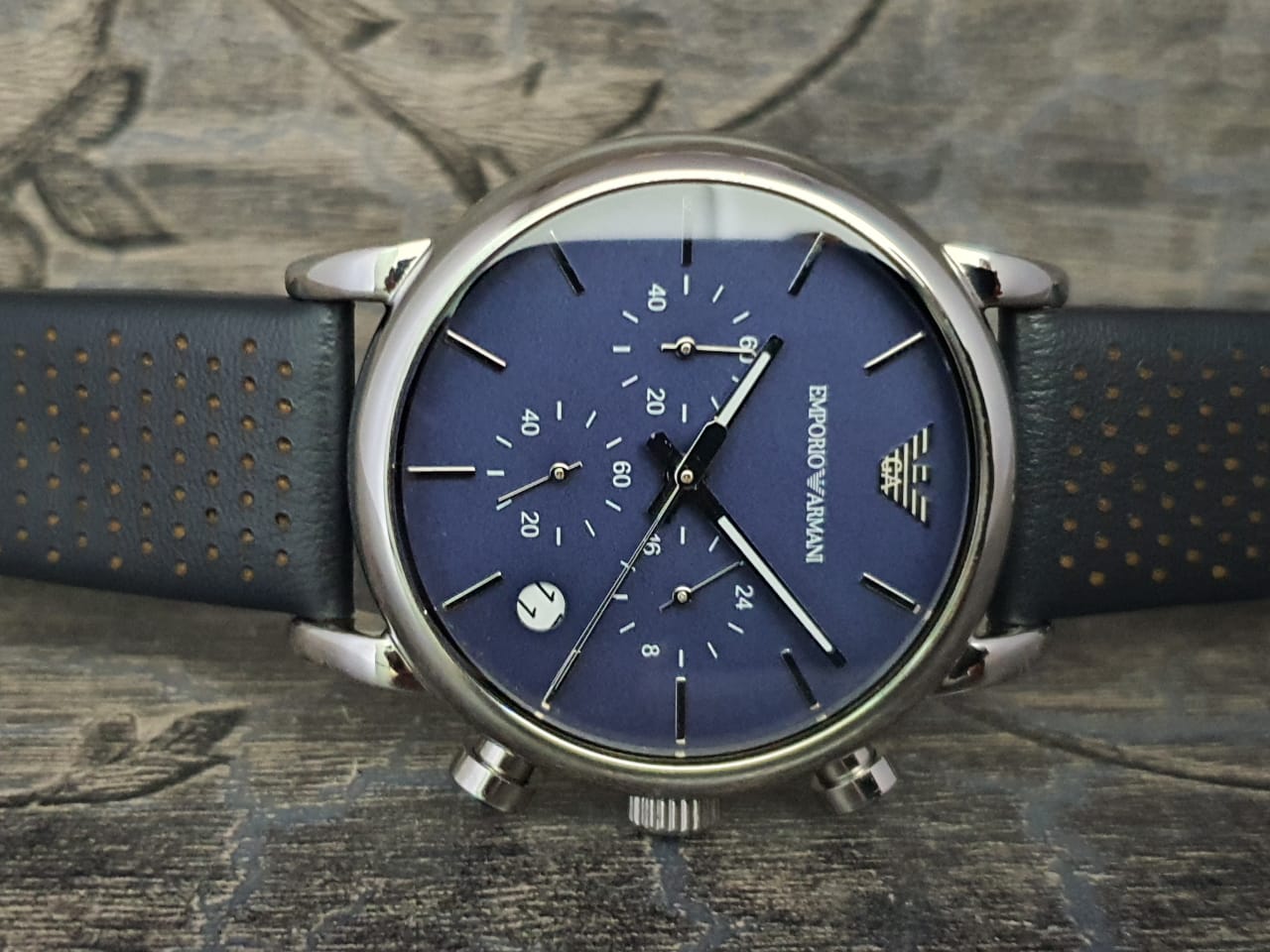 Emporio Armani Men’s Quartz Leather Strap Blue Dial 41mm Watch AR1736