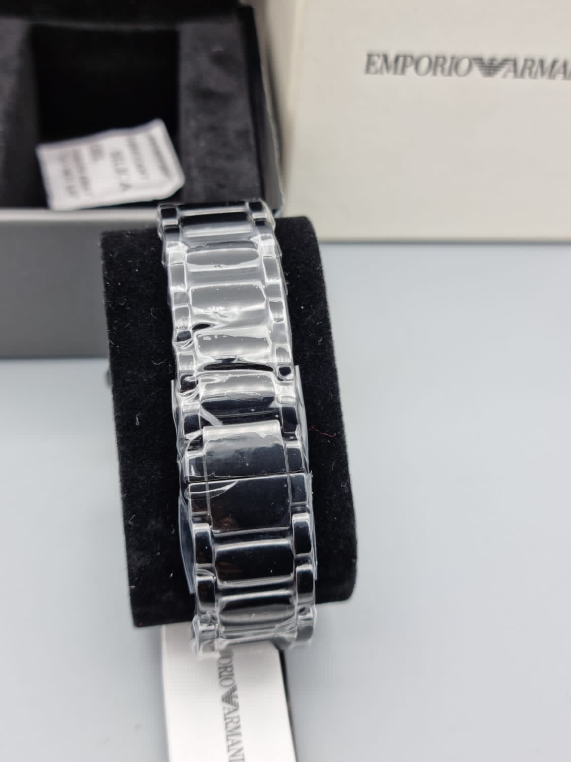 Emporio Armani Mens Analog-Quartz Watch with Ceramic Strap AR1507