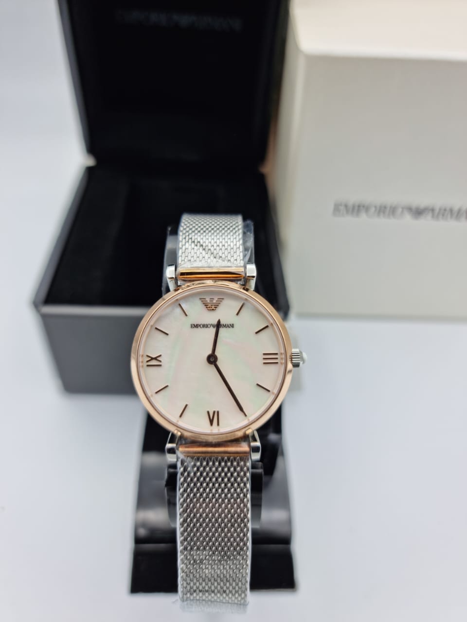 Emporio Armani Women s Analog Stainless Steel Mother of Pearl Dial 32m